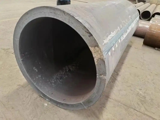灯塔30CrMo大口径无缝钢管